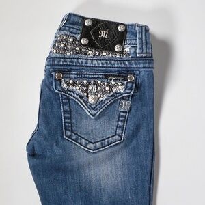 Miss Me Jeans 26 Boot Cut Denim Blue 26x33 JP6152B Low Rise Jeweled Flap Pocket
